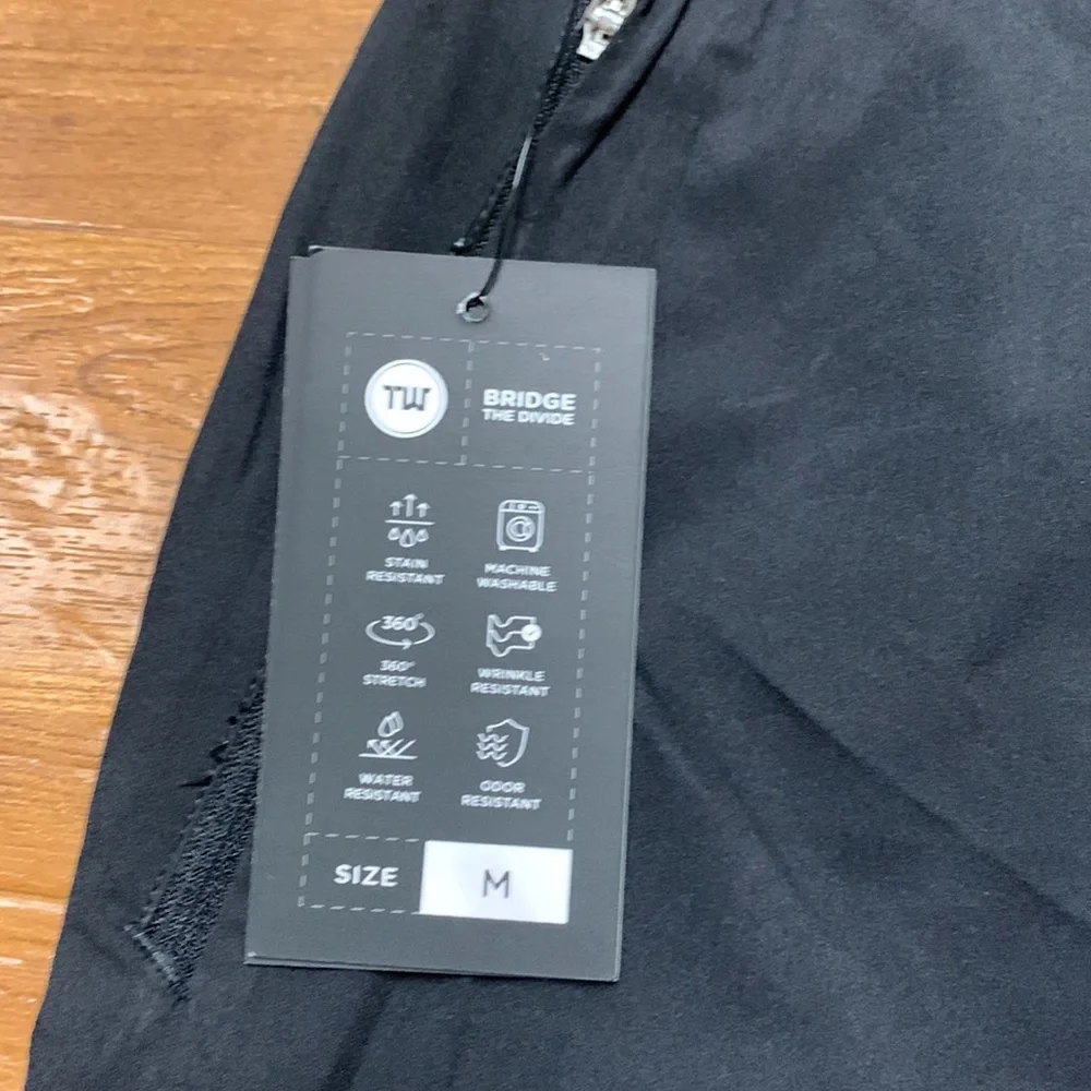 NWT Truwear Criterion 2.0 Men’s Black Performance Shorts
